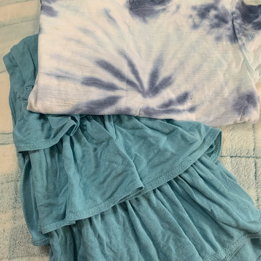 Dreamsicle Kids top (size S) and Pomelo ruffle leg pants (size S)